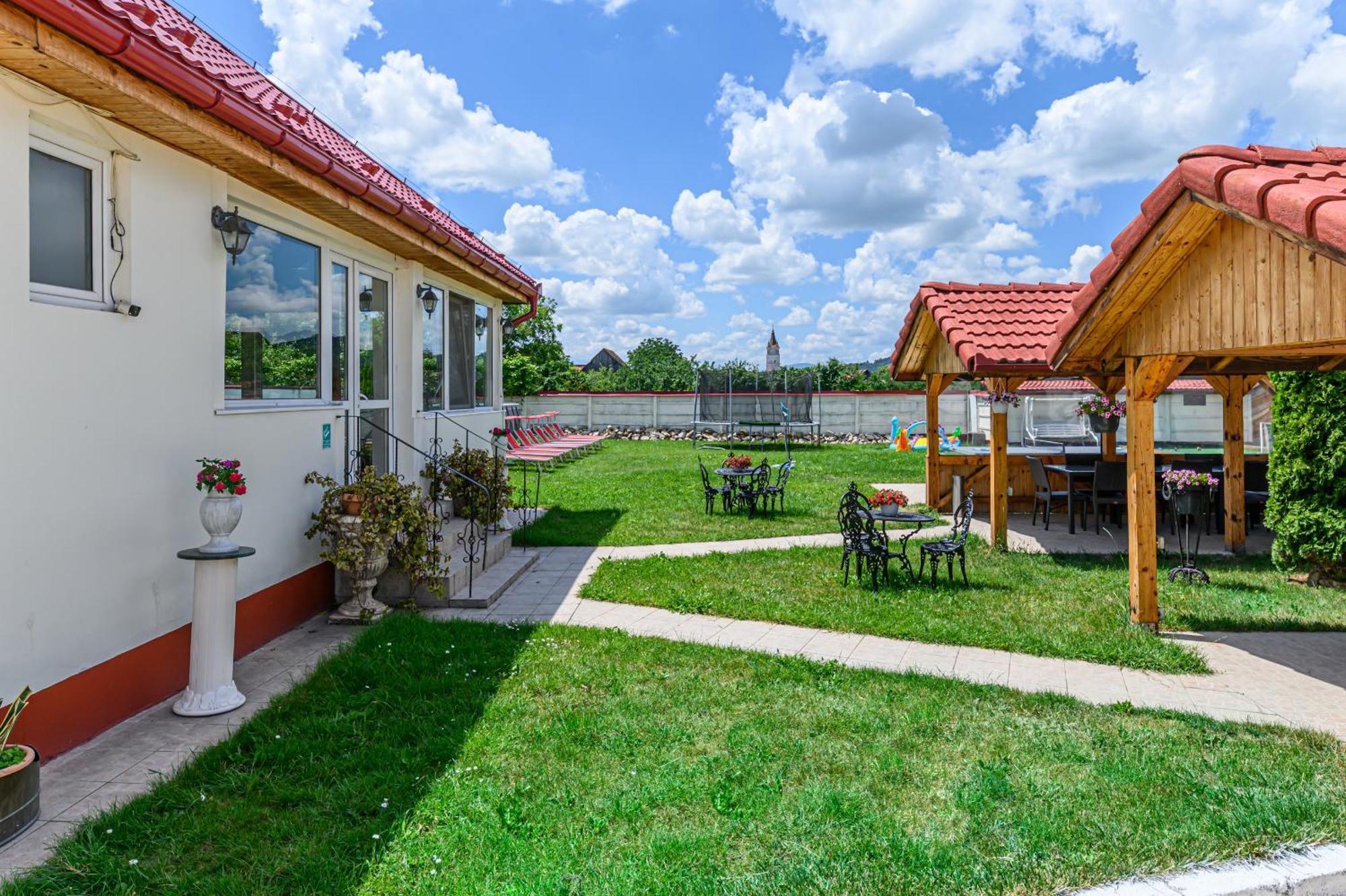 Pensiunea Roma Antica Hărman Extérieur photo
