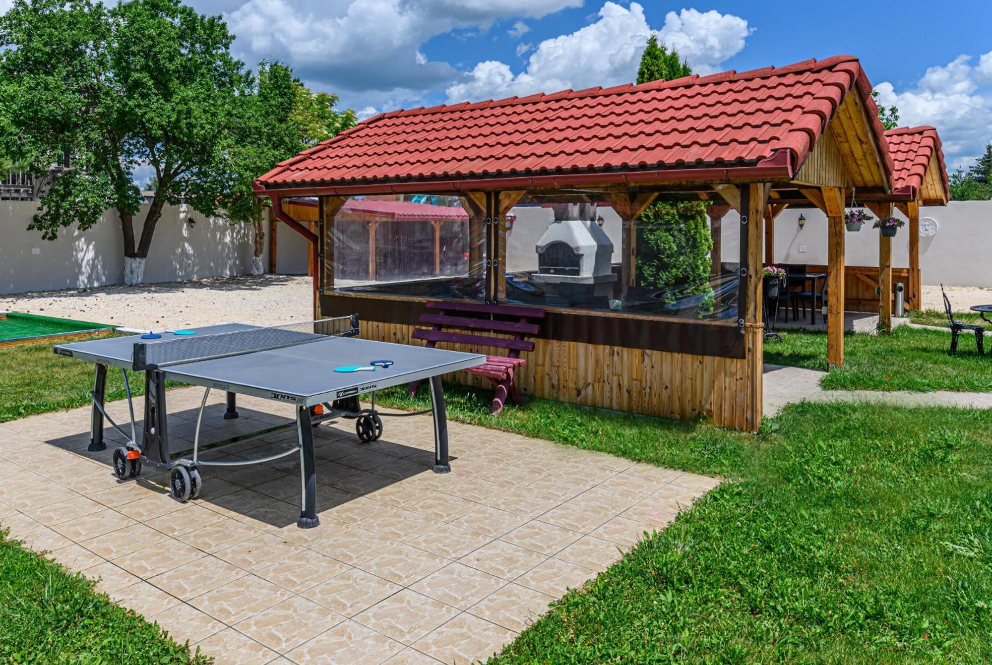 Pensiunea Roma Antica Hărman Extérieur photo